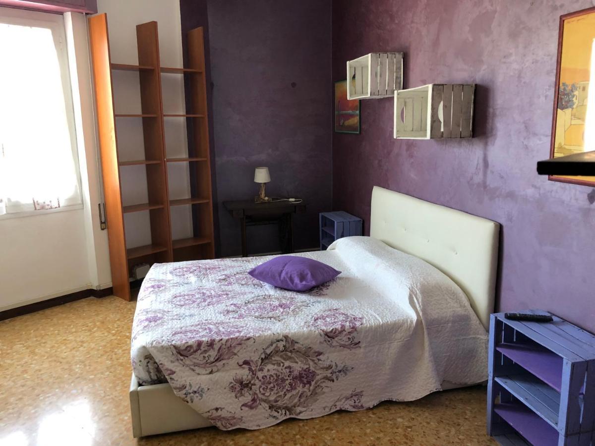 Apartamento La Casa Di Marco Imperia Exterior foto