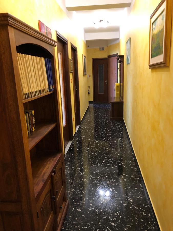 Apartamento La Casa Di Marco Imperia Exterior foto